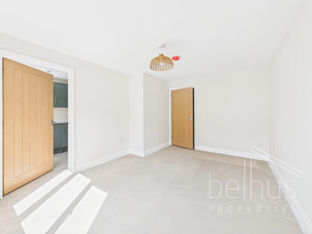 Sitting room thro...