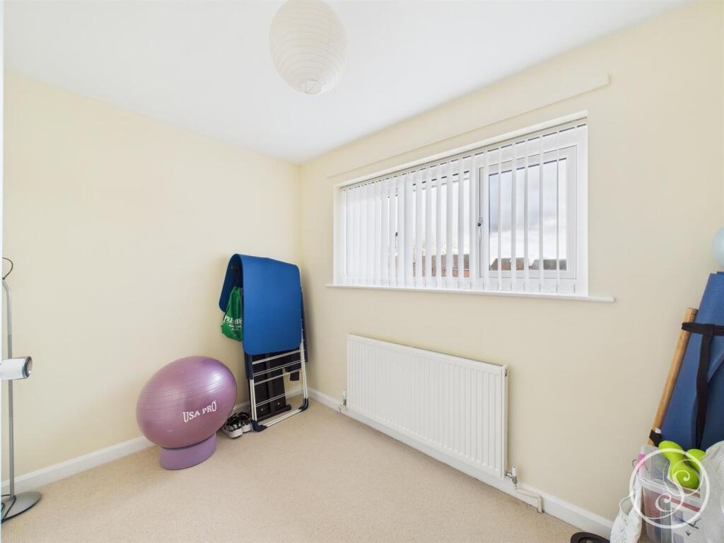 BEDROOM FIVE
