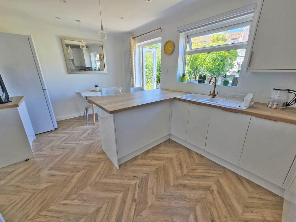 Kitchen (3)