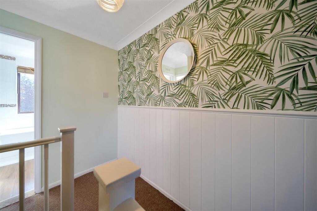 27 Coopers Way-28.jpg