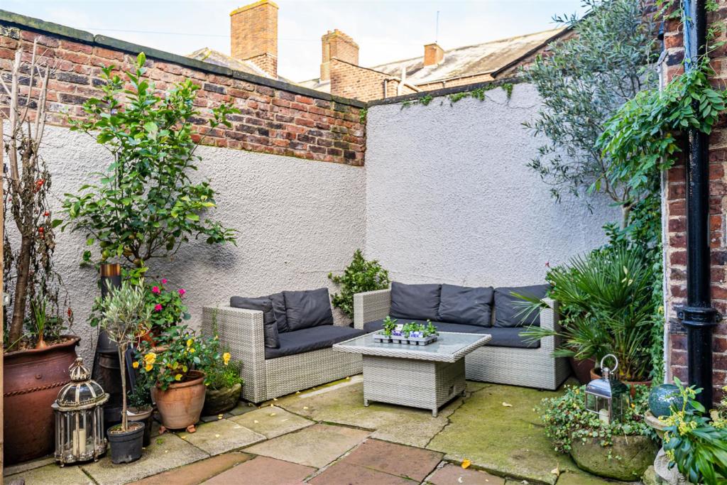 Private Garden