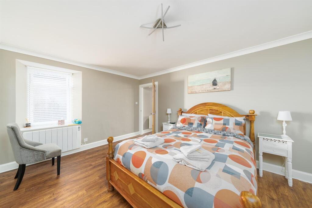 Flat 1_St Ellas-09.jpg