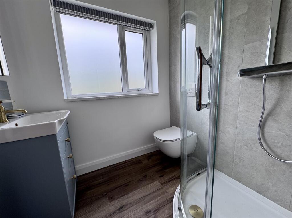 Shower Room/WC