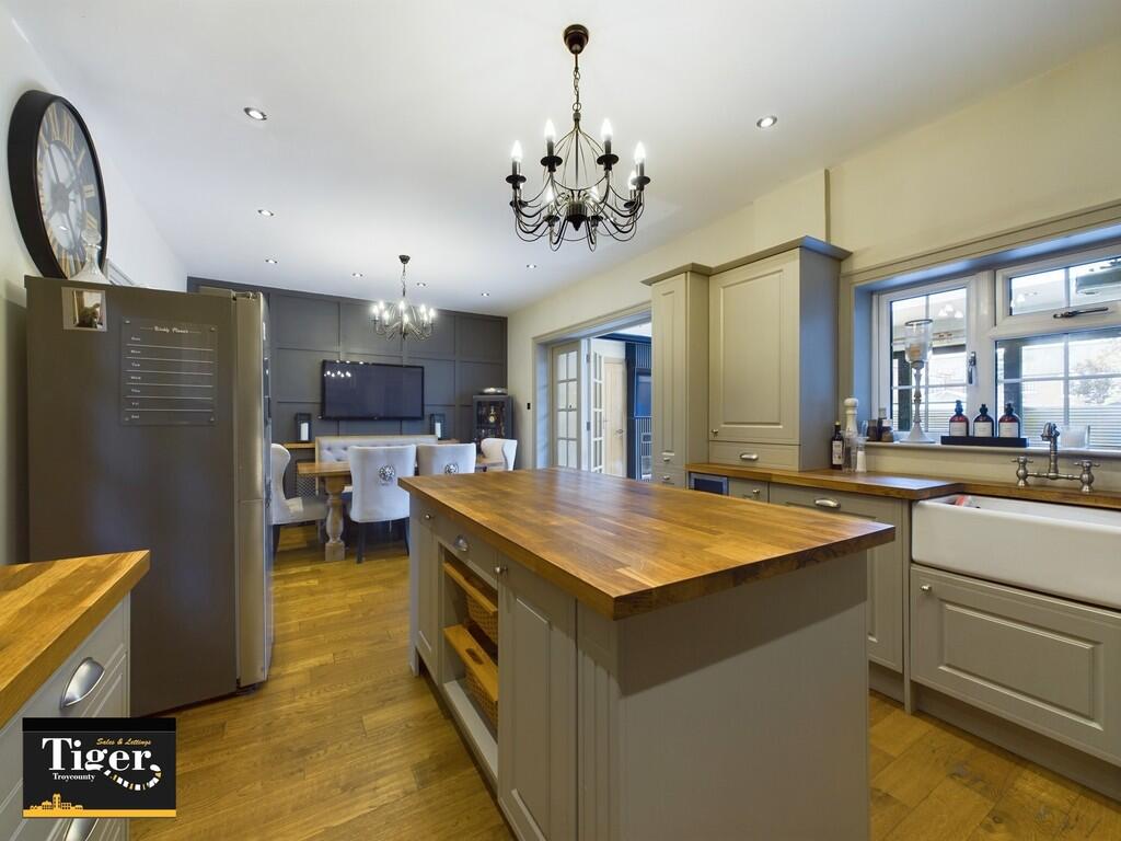 CAM03440G0-PR0065...