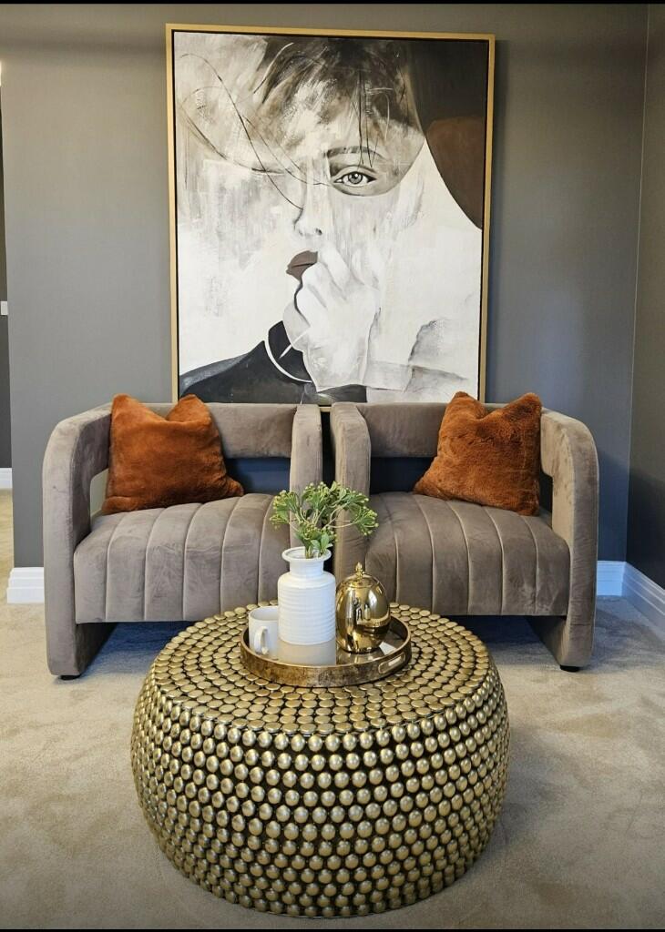 Master suite sitting