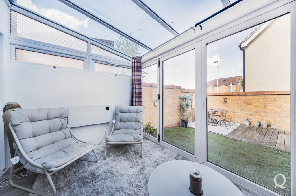 c7019643-f304-49b...