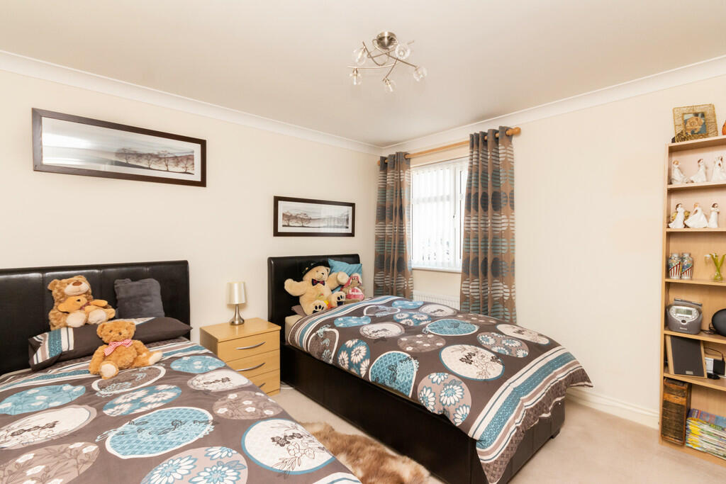 Second bedroom