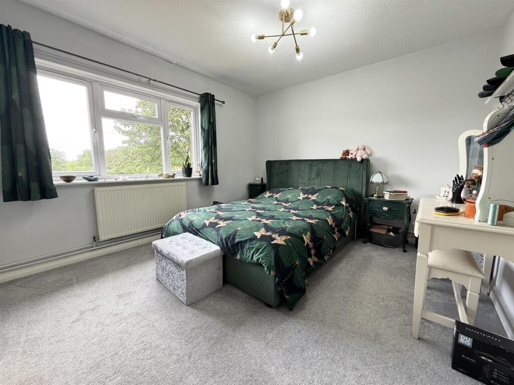 Bedroom.jpg