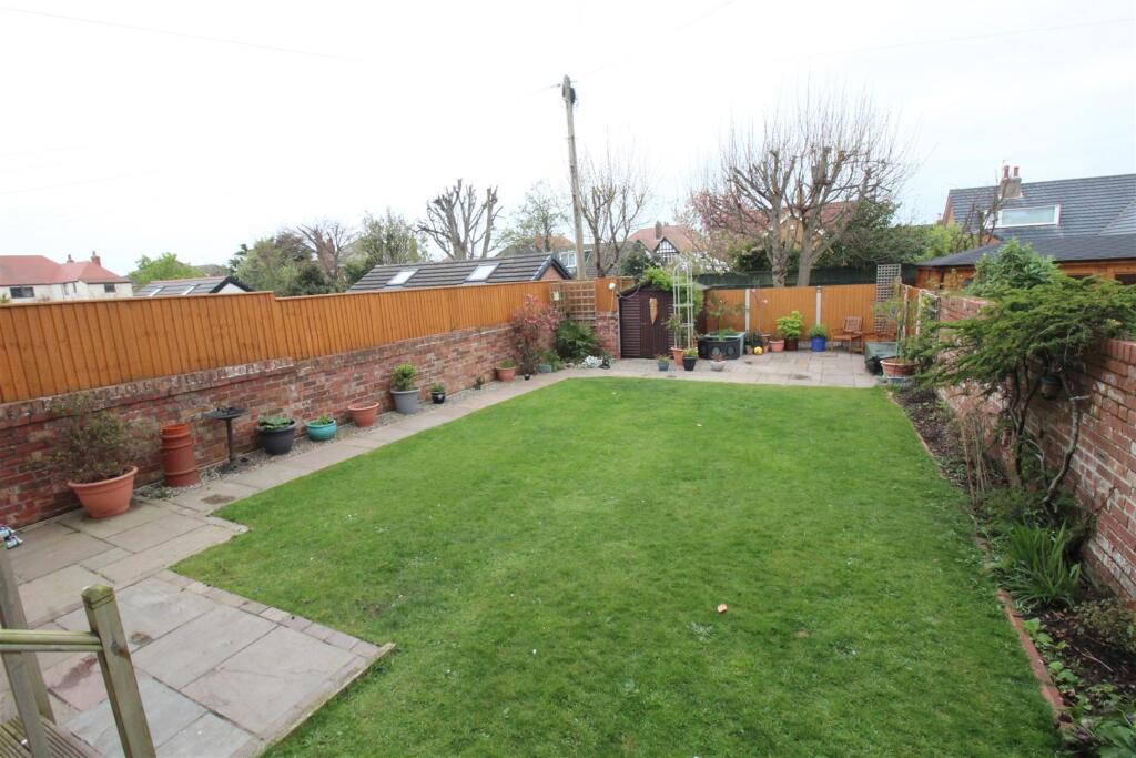 St Leonards Road West, Rear.JPG