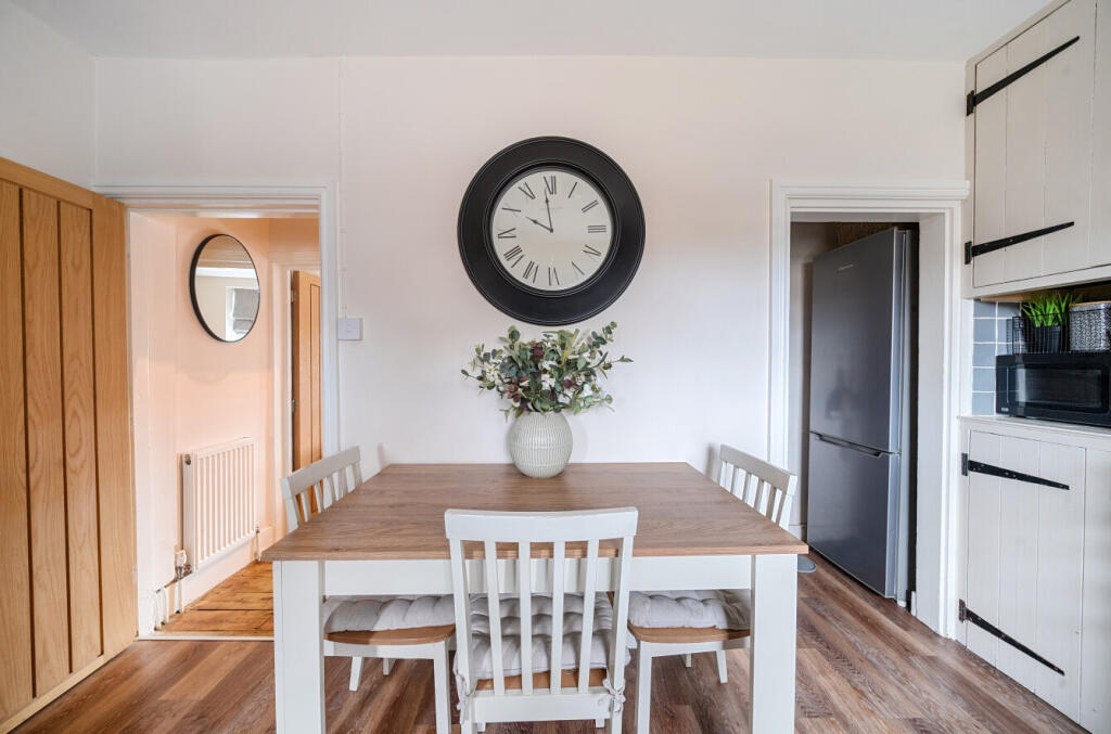 1383984-24-692445...