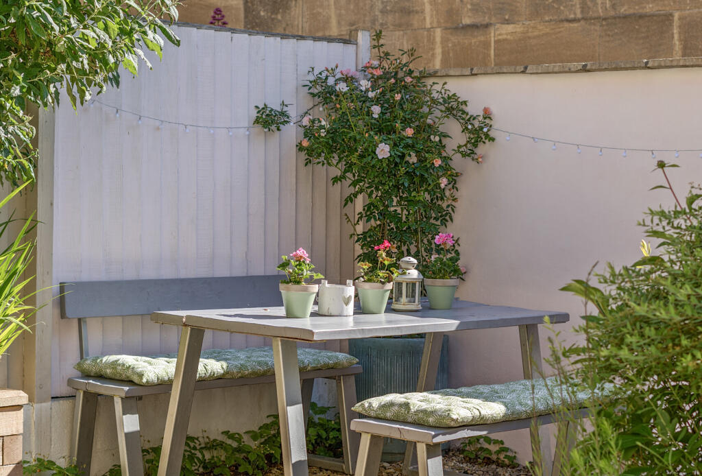 20-6824721a650d0-...