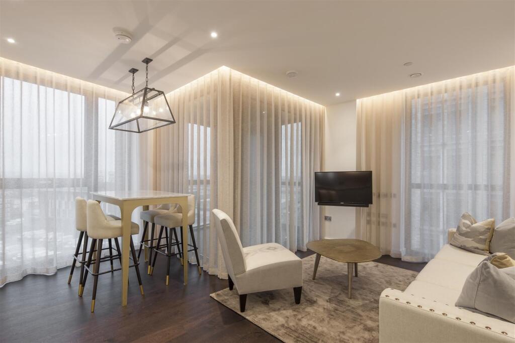 39 Thornes House - Rec sheers.jpg