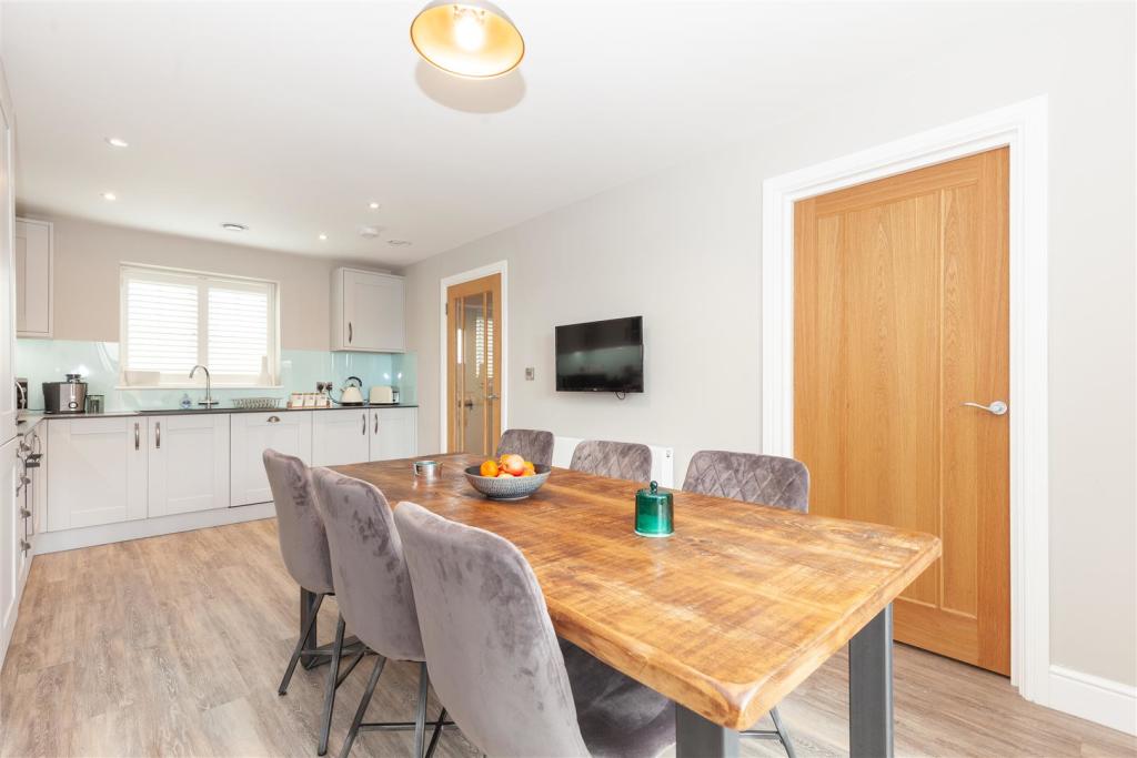 Kitchen - Dining Room 2.jpg