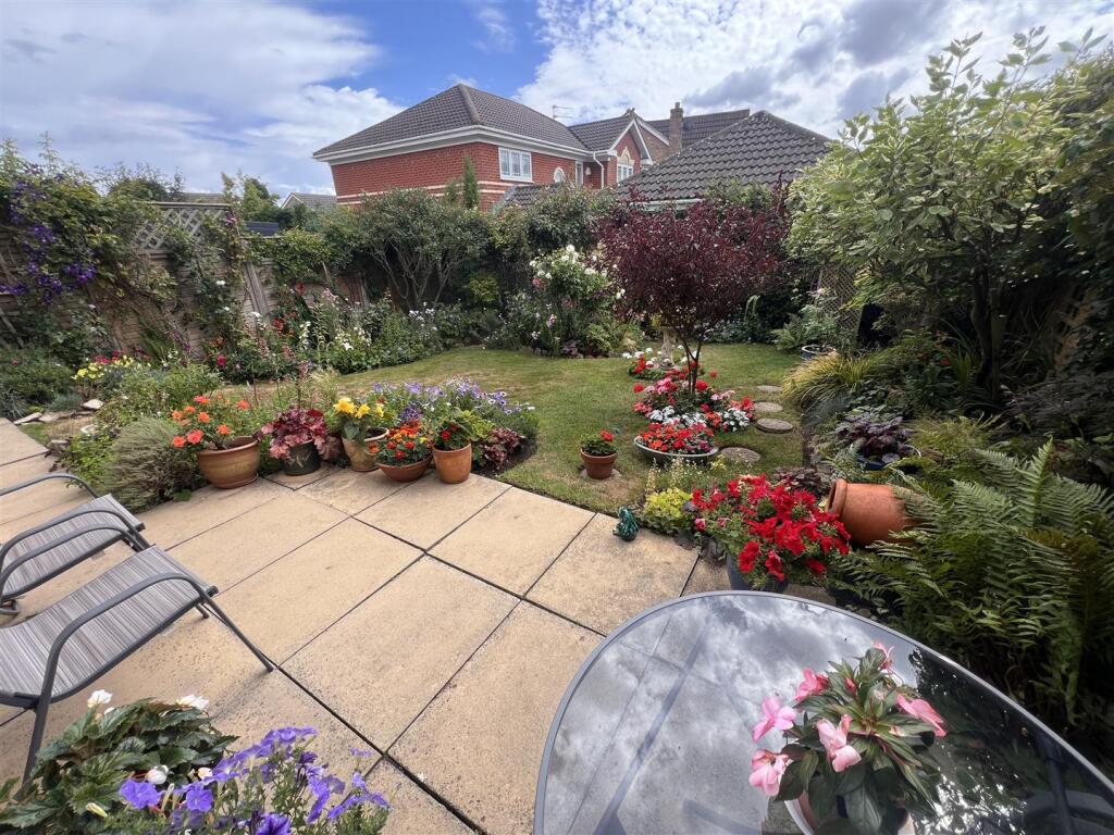 Garden 1.jpeg