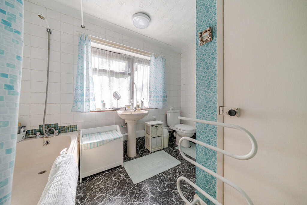 1342070-6-68b01ea...