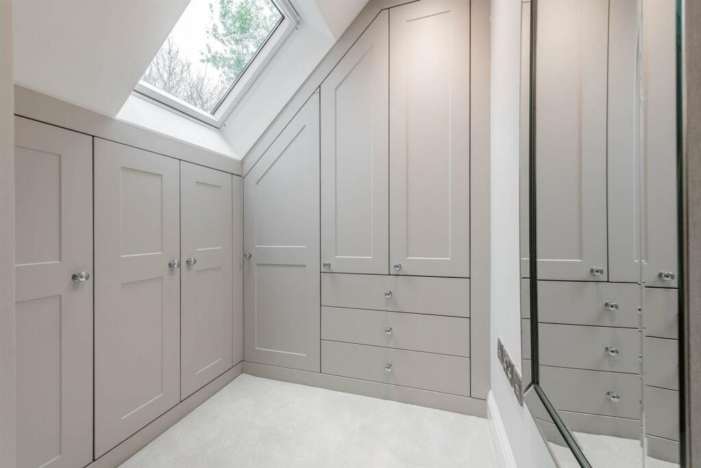 Dressing area