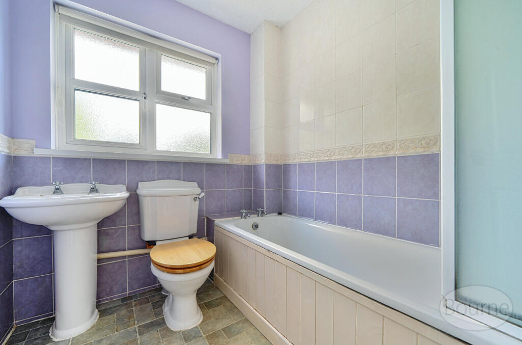 e9695240-4857-466...