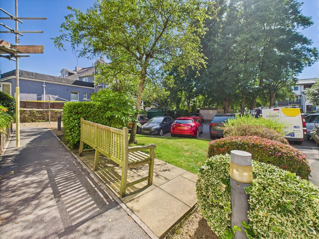 CAM02089G0-PR0521...