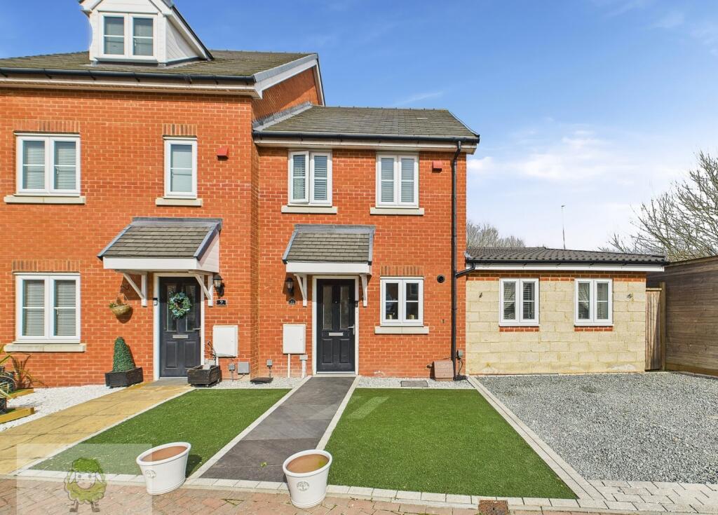 View Of The Front Of The Property