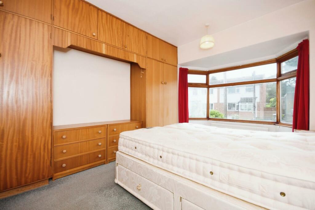 BEDROOM NO.1