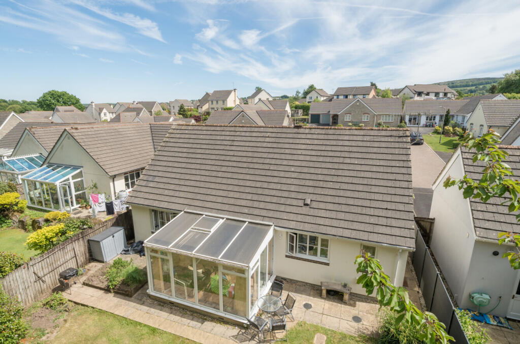 1295133-3-68260a3...