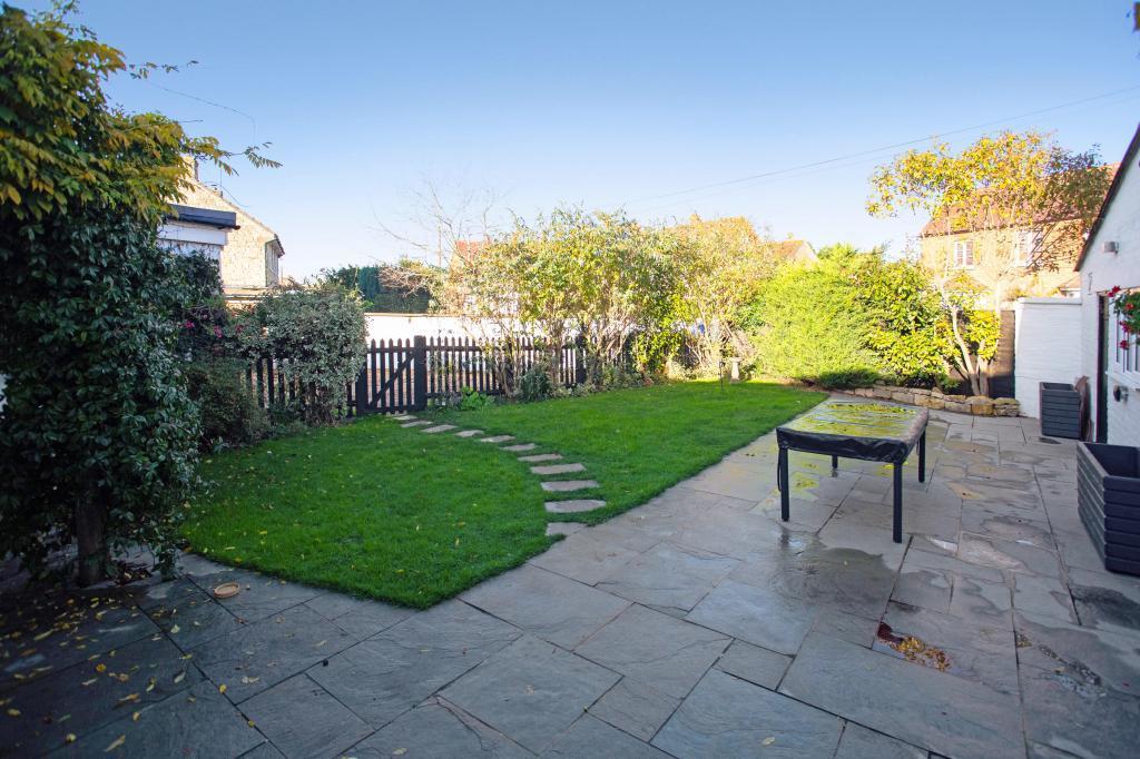 Cambridge House 309947  (17).jpg