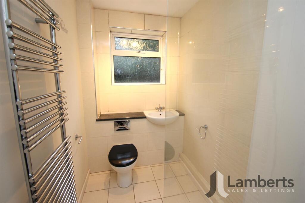 shower room.JPG