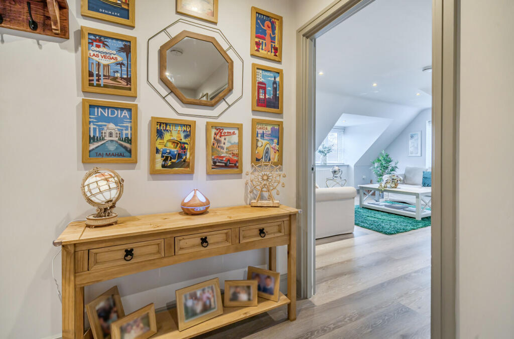 1373947-5-6909f32...