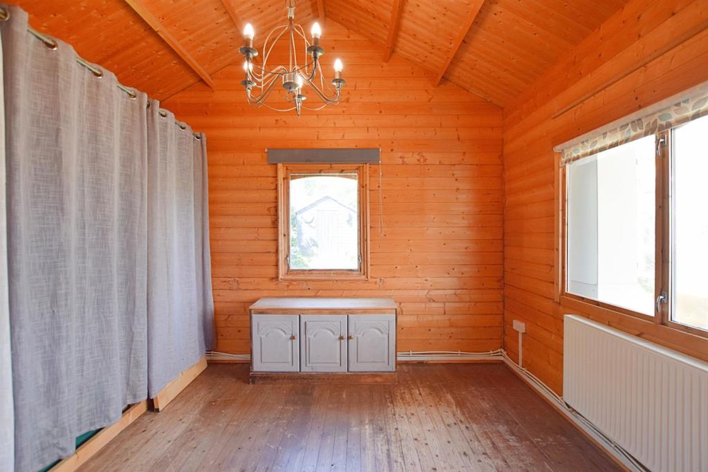 Bedroom In Cabin