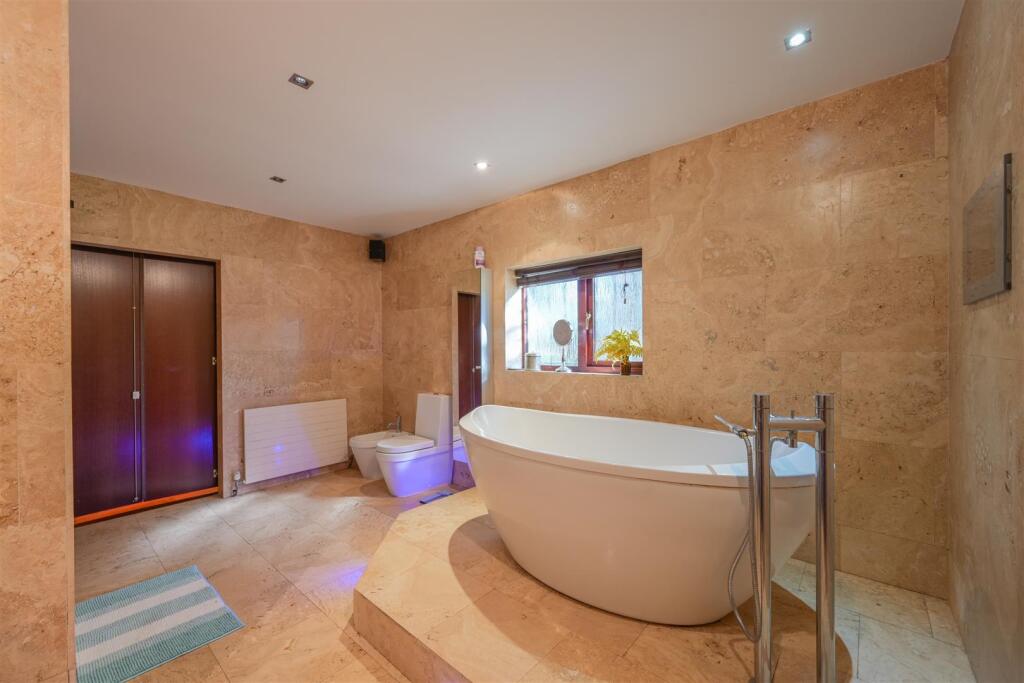 Court Manor (15 of 60).jpg