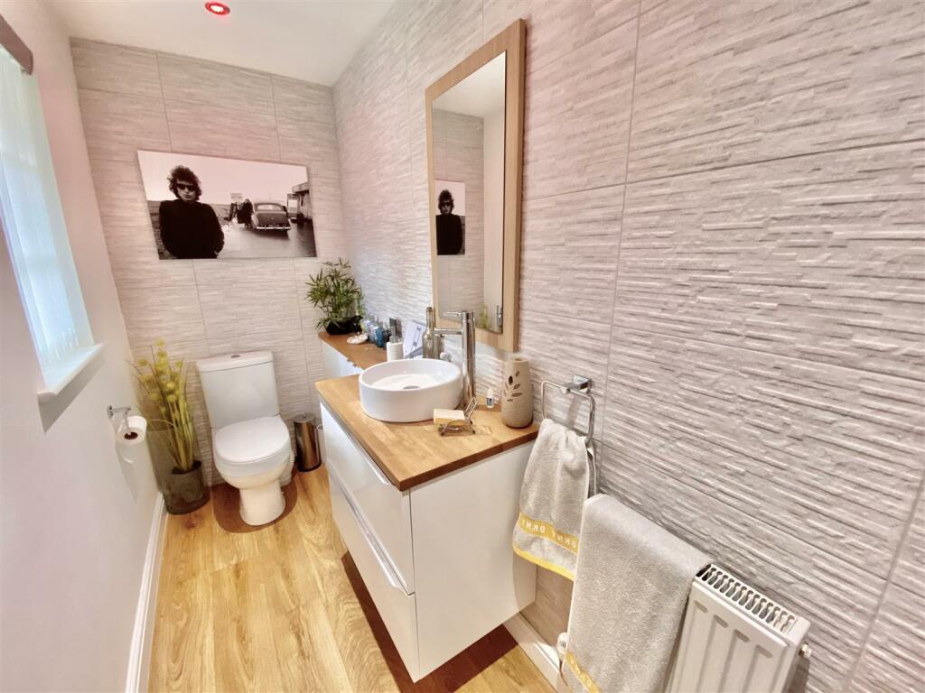 GROUND FLOOR WC