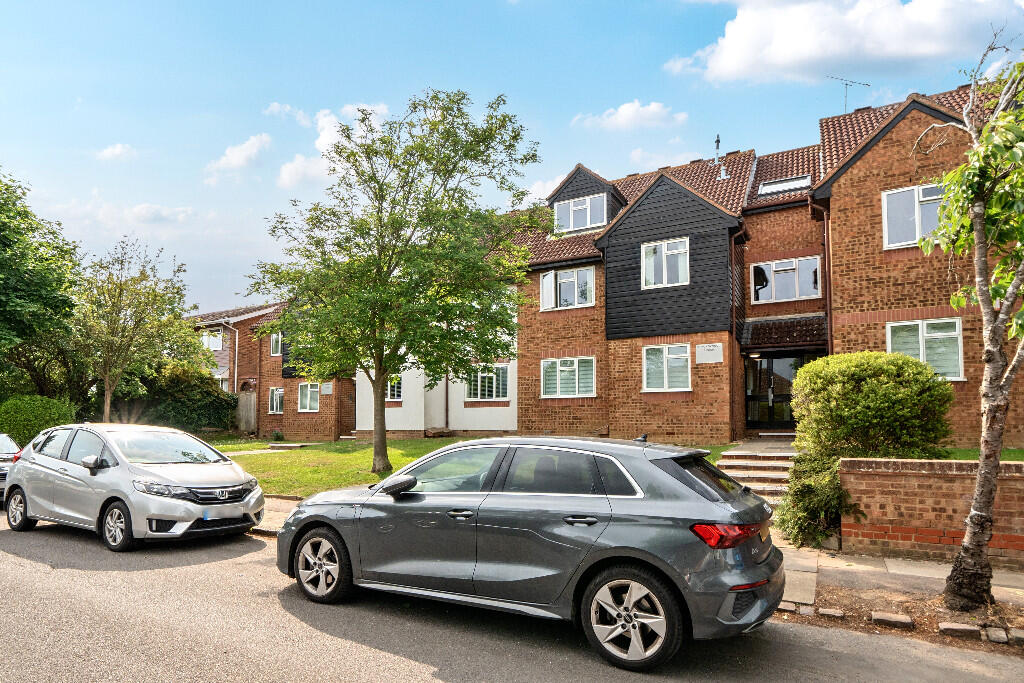 Prospect Road, Barnet, North London, EN5
