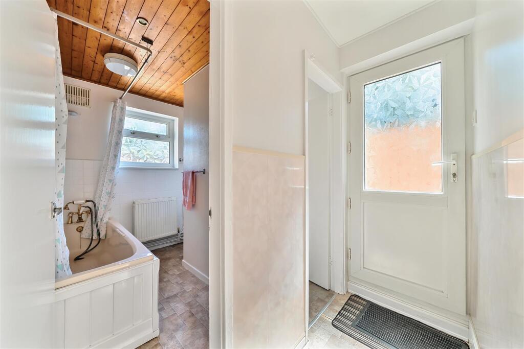 10 Rowland Street, Rugby (7).jpg