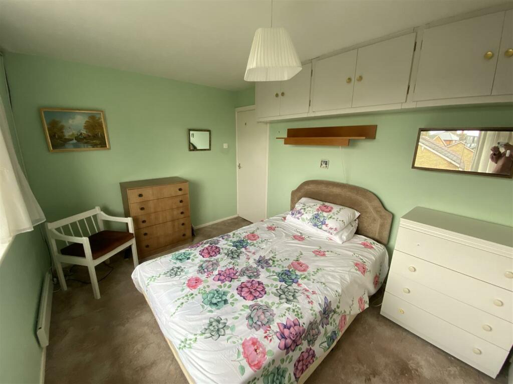 Bedroom 2.2.jpg