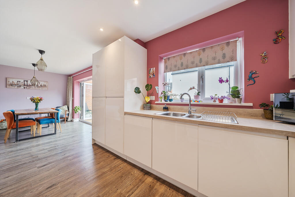 Open Plan Kitchen / Dining Room