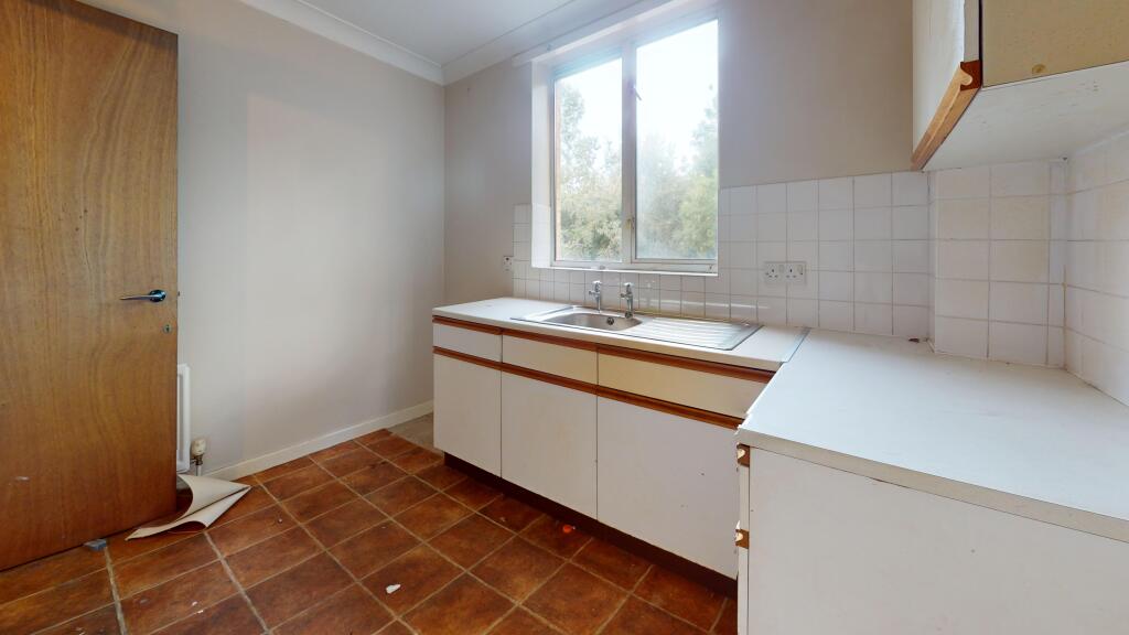 118 Covelees Wall, Winsor Park Estate, Beckton, London, E6 6WF