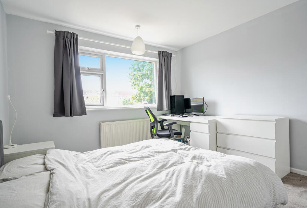 1317527-20-687a37...