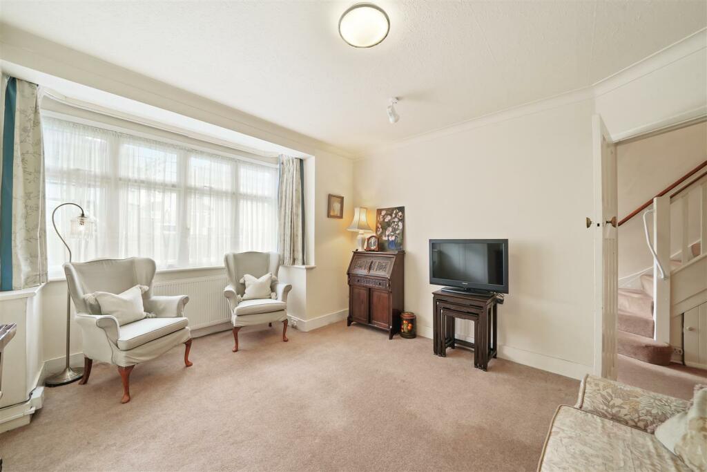 6 Abbotts Drive - IjbblnKnOWHGo70LcJtT.jpg
