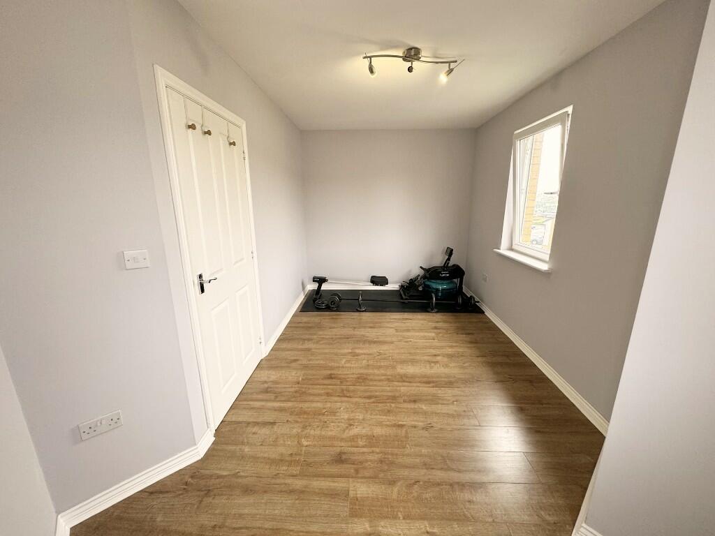 Bedroom 2 (1)
