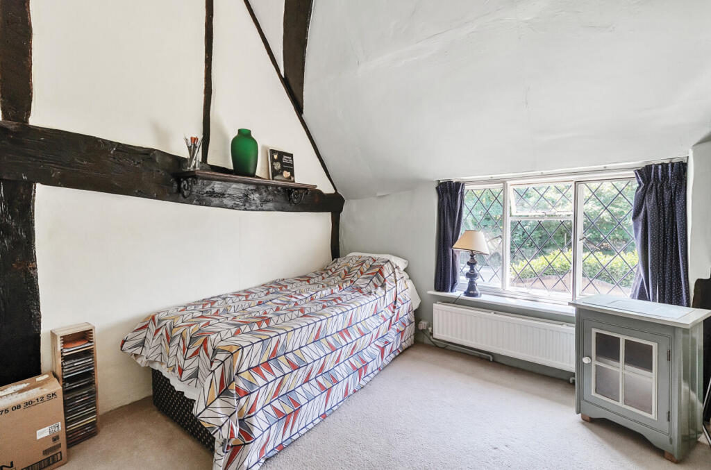 1318478-12-686664...