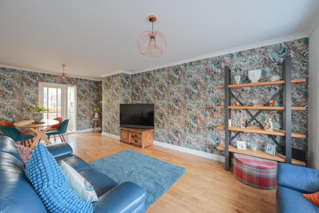 97 Wimperis Way (28 of 31).jpg