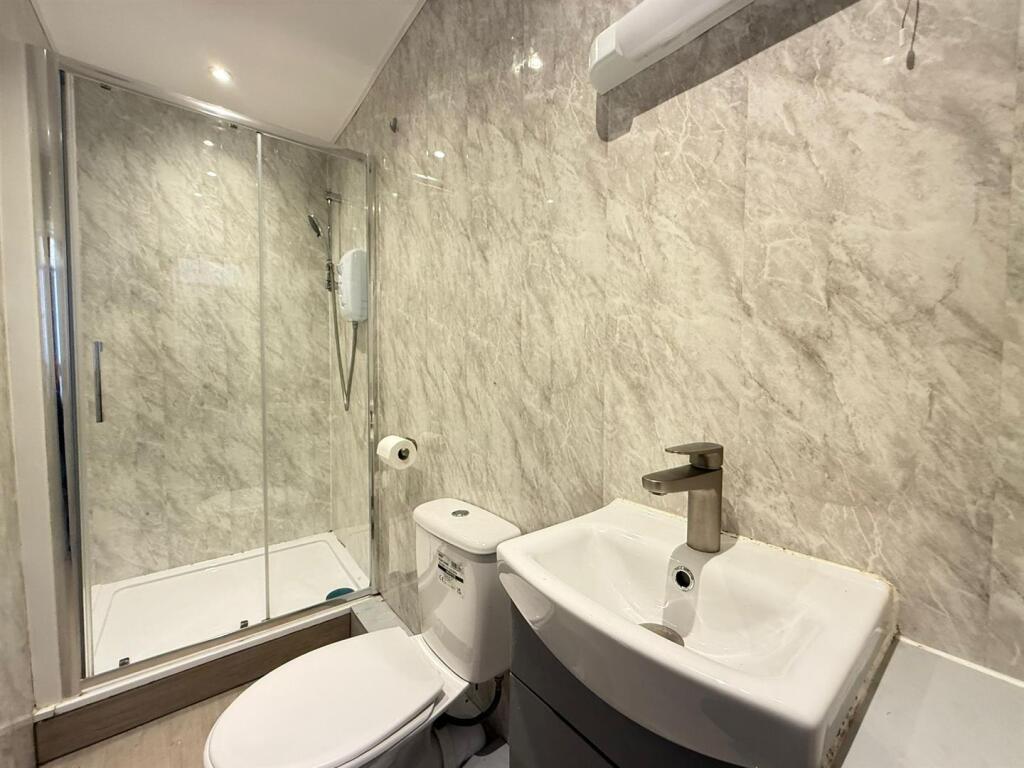 Bathroom (2)