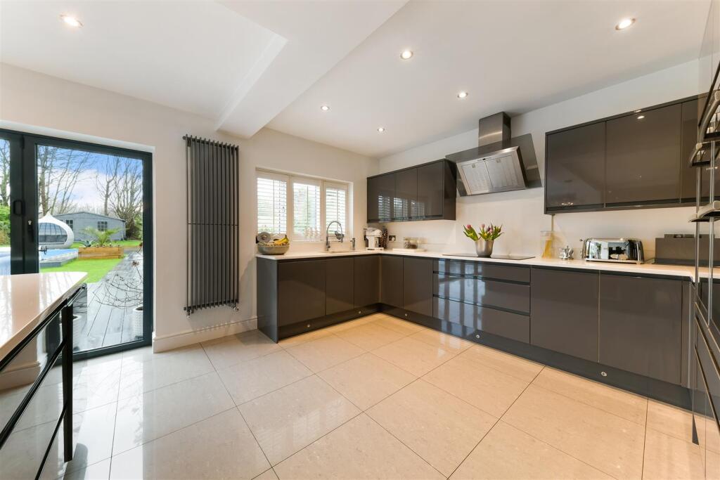 BEECHFIELD, (22).jpg