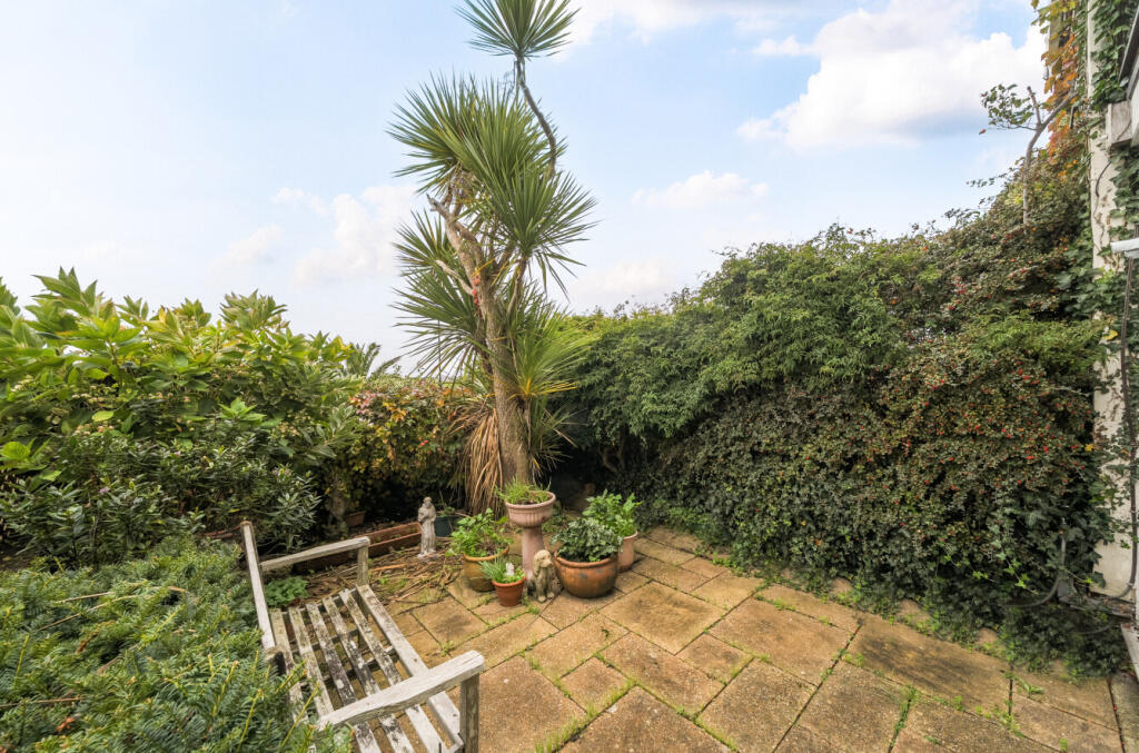 Courtyard Garden