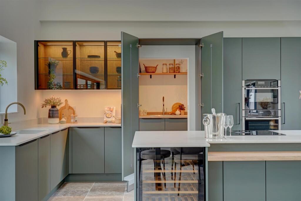 Arrow House (39).jpg