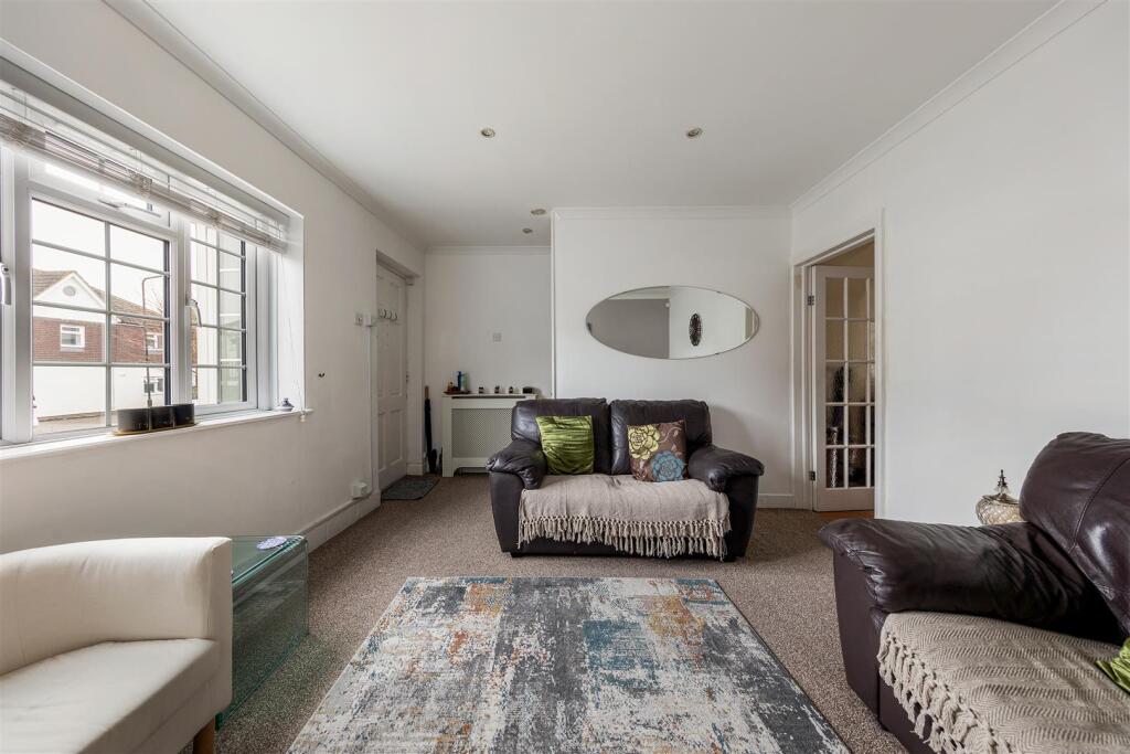 Malvern Avenue E4