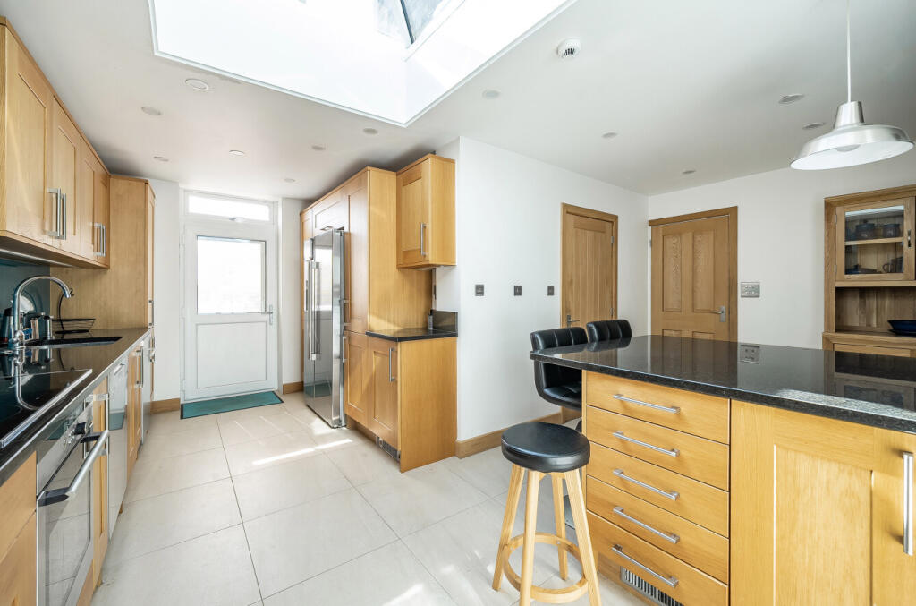 1336694-19-689a1e...