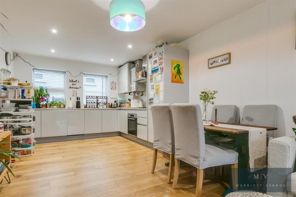 Stag Court 2 MV-3.jpg