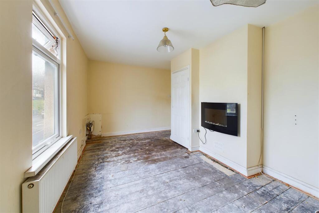 55 Lower High Street, Shirehampton, Bristol BS11 0