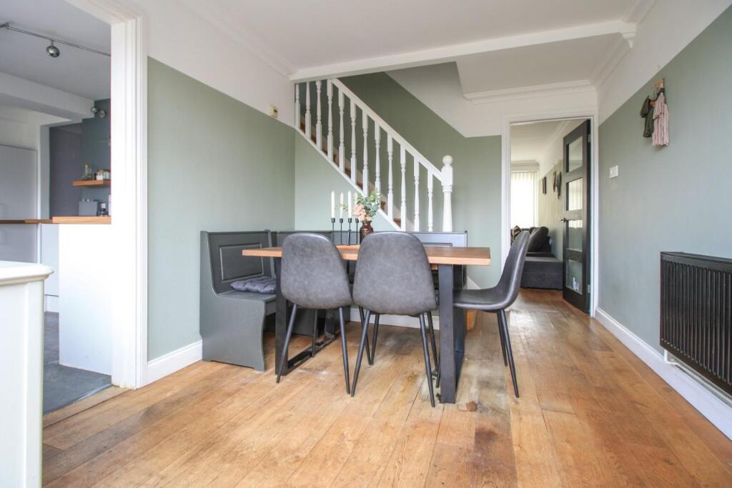 9017276-102490-133838530554570276-6674f833-02af-14